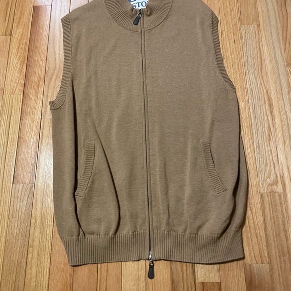Eildon Hills Tan Sweater Vest Size XL - Picture 2 of 8